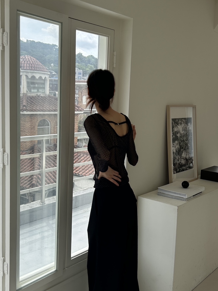 ME MO韓國直郵東大門代購女裝新款時尚人氣真品休閑長袖T恤ME MO長袖T恤